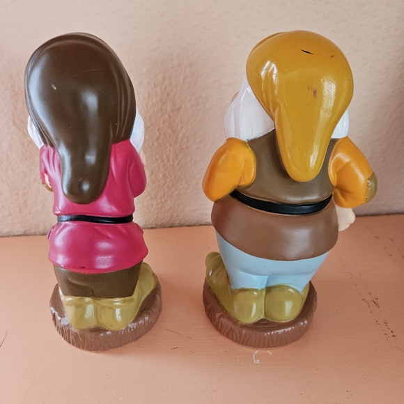 Disney Snow White And The Seven Dwarfs - Picture 4 of 5